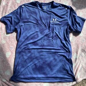Under Armour Men’s Rush Energy Print Short Sleeve Loose Shirt size Large